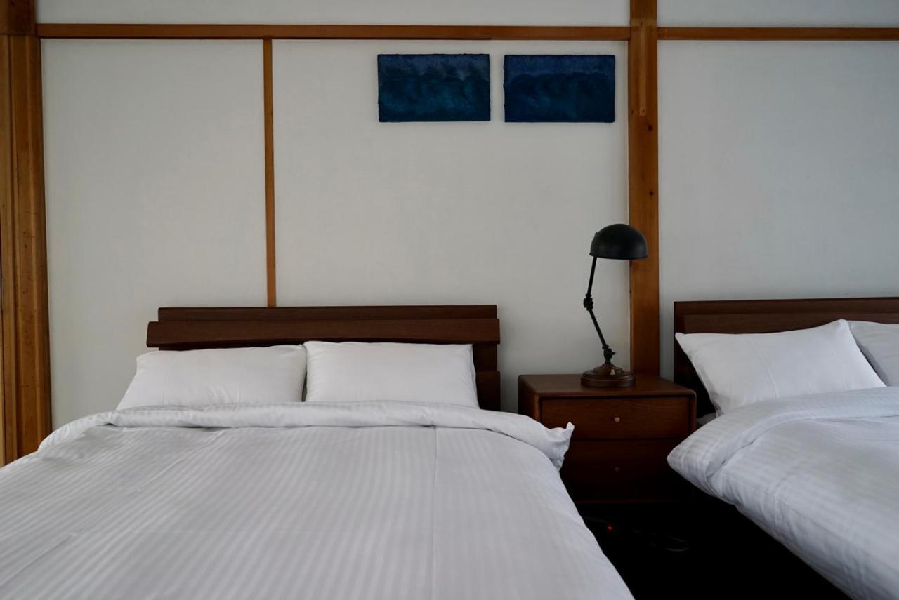 Tagore Harbor Hostel Изу Екстериор снимка